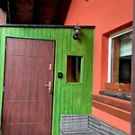 Stanica Pod Zadzierna Caloroczne *