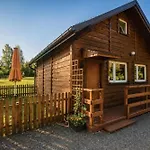 Stanica Pod Zadzierna Caloroczne シャレー *
