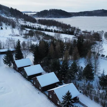 Stanica Pod Zadzierna Caloroczne Chalet *