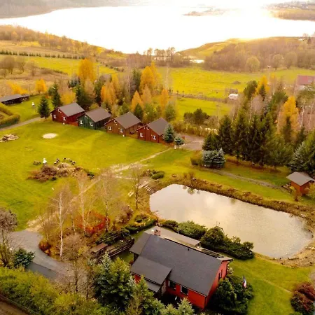 Stanica Pod Zadzierna Caloroczne 샬레 *