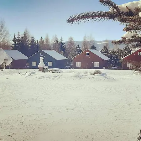 샬레 Stanica Pod Zadzierna Caloroczne 우바브카