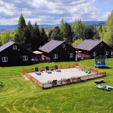 Stanica Pod Zadzierna Caloroczne * 우바브카