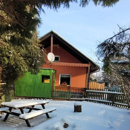 Stanica Pod Zadzierna Caloroczne Alpehytte