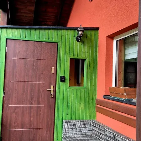 Stanica Pod Zadzierna Caloroczne *