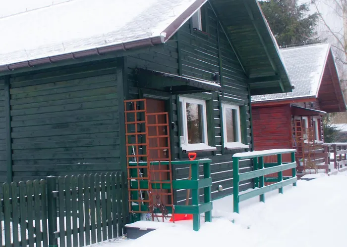 Stanica Pod Zadzierna Caloroczne Chalet